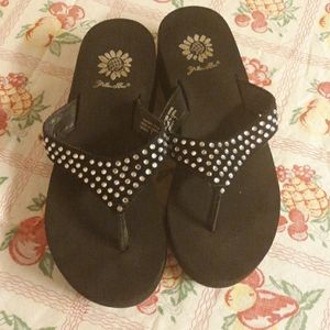 Yellow Box Women's Flip Flops